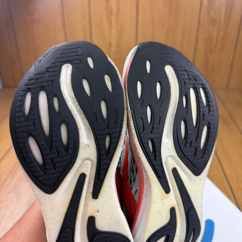 Brooks hyperion max